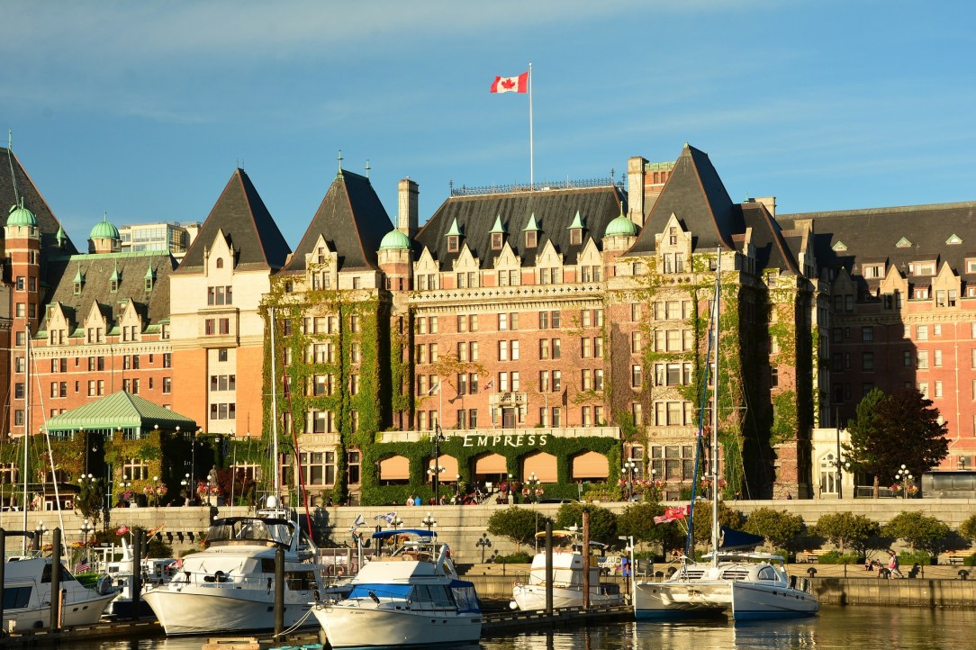 empress-hotel-1271462_1920.jpg